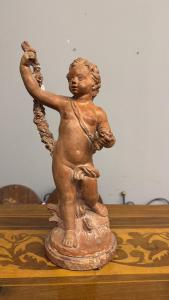 Antigua escultura de putto festivo en terracota de finales del siglo XVIII, Francia, h35 cm